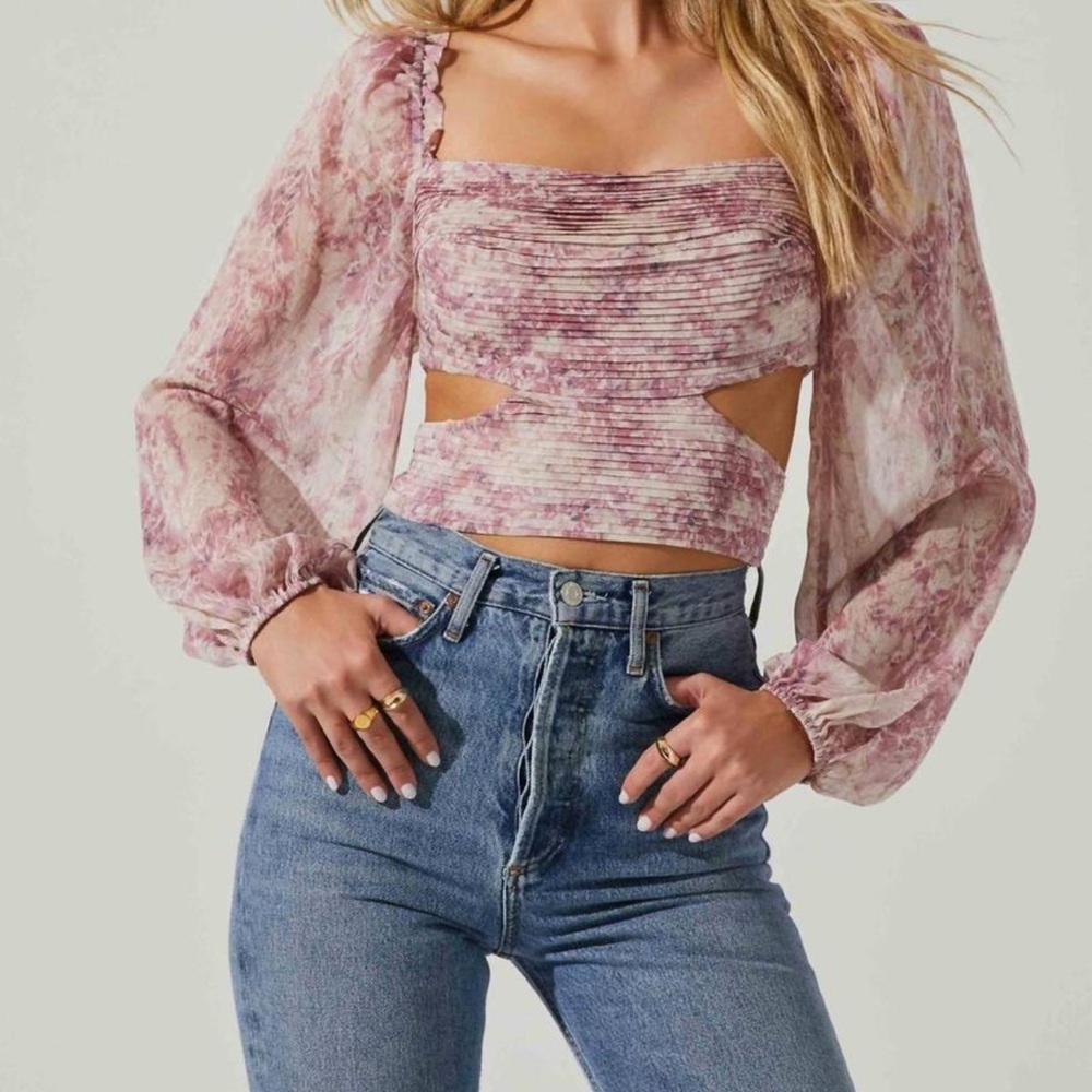 ASTR Savita Cutout Ruched Top - Size L NWT
